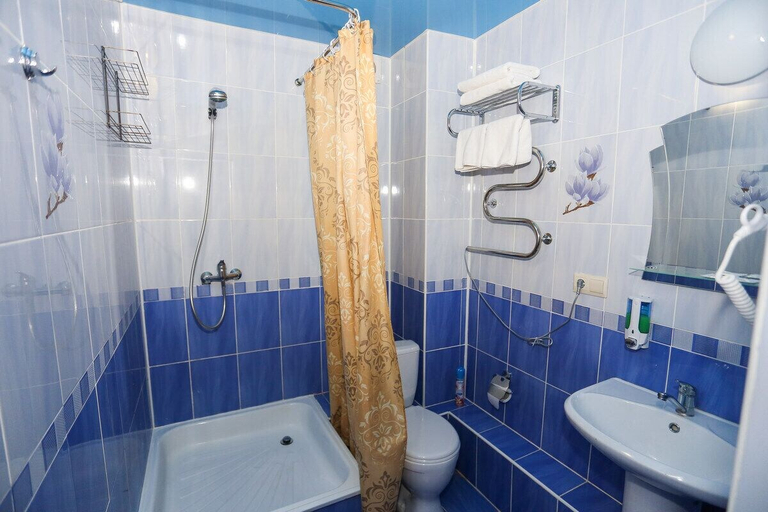 Bathroom 3, Zvezda Tamani, Temryukskiy rayon