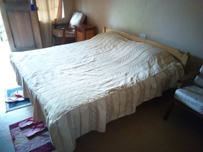 Bedroom 2, Philadelphia Retreat and Conference, Mwea