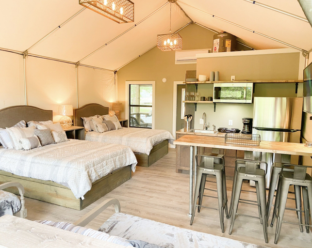 Bedroom 3, 2 Son's Rio Cibolo - Birdhouse Cabin, Guadalupe