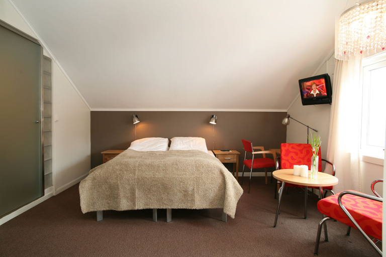 Bedroom 2, Breidablikk Gjestehus, Narvik