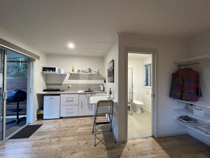 Others 5, Tindoona Cottages, South Gippsland - East