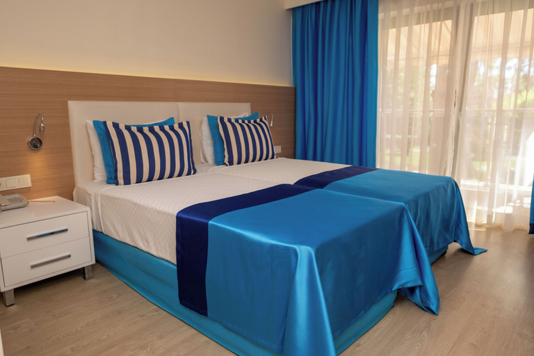 Bedroom 4, AQI Pegasos World - All inclusive, Manavgat
