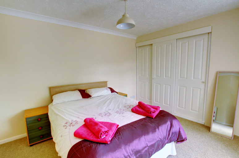 Bedroom 2, Elvington House, Cambridgeshire