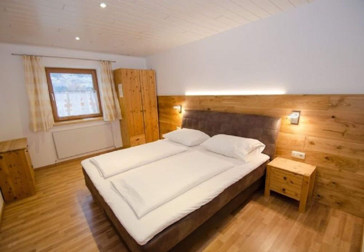 Bedroom 2, Apartment LAKE VIEW, Zell am See
