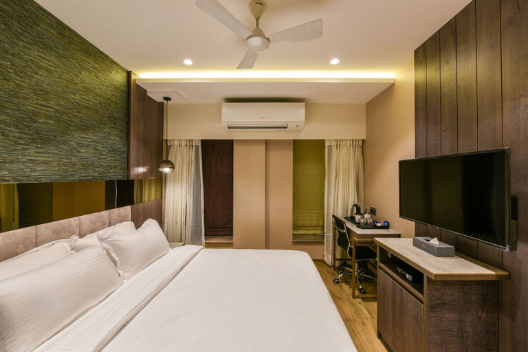 Bedroom 4, Hotel Orient Regency, Mumbai City