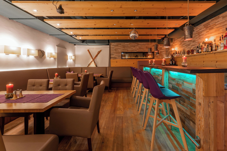 Food & Drinks 5, AlpenParks Hotel Maria Alm, Zell am See