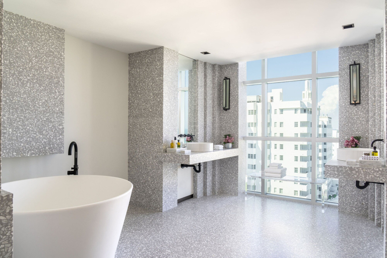 Bathroom 5, The Ritz-Carlton, South Beach, Miami-Dade