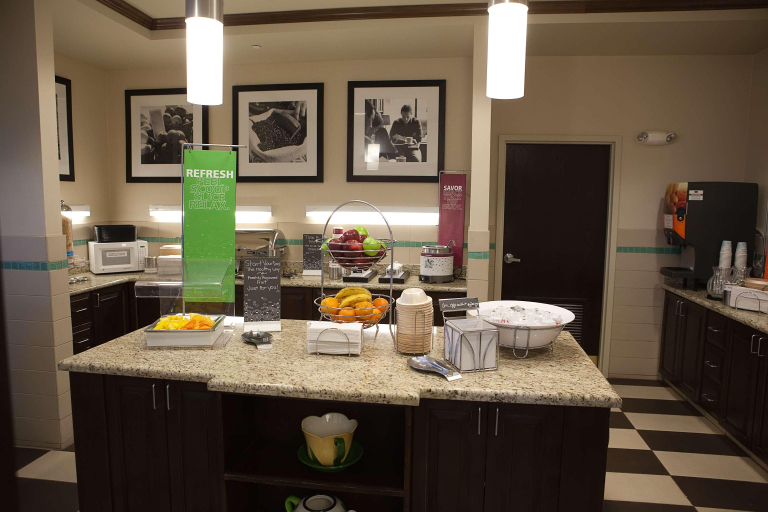 Food & Drinks 5, Hampton Inn Colby, Thomas