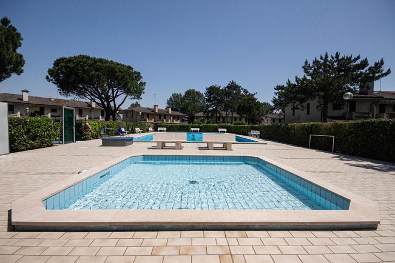 Others 4, Terraced house 6 people with swimming pool - A C, Venezia