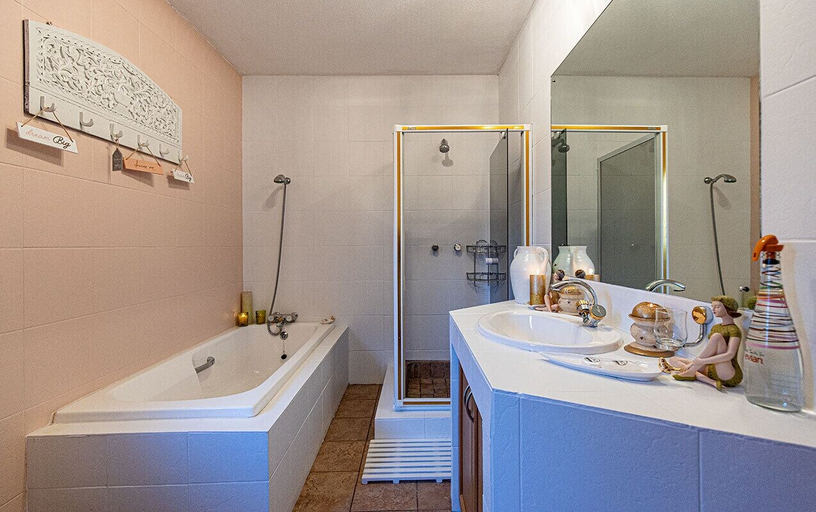 Bathroom 4, Vaal River YOLO Spaces – Vaal River Bush Lodge, Fezile Dabi