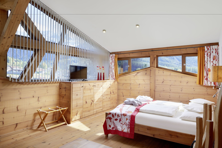 Bedroom 4, Hotel Tirolerhof, Reutte