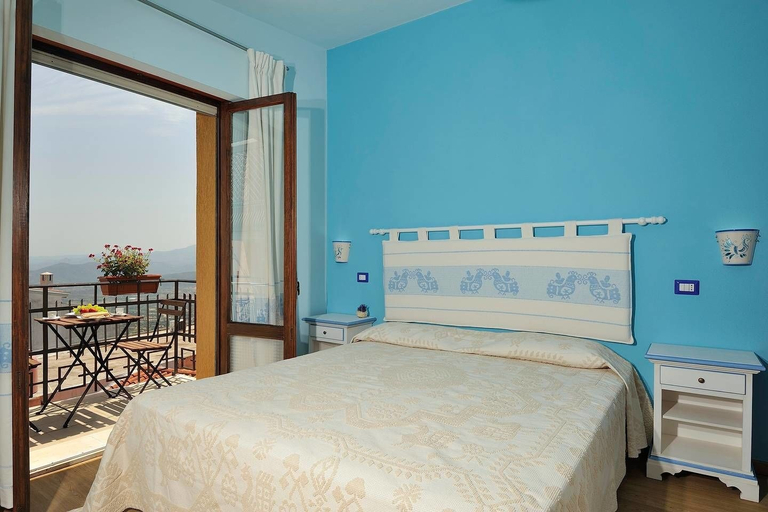 Bedroom 4, Bed & Breakfast Selvaggio Blu, Ogliastra
