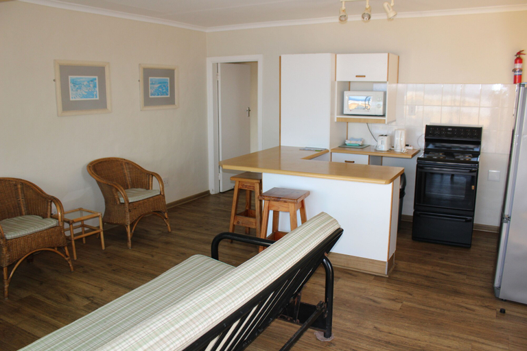 Others 4, Glenmore Sands, Ugu