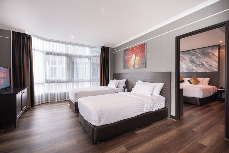 Bedroom 25