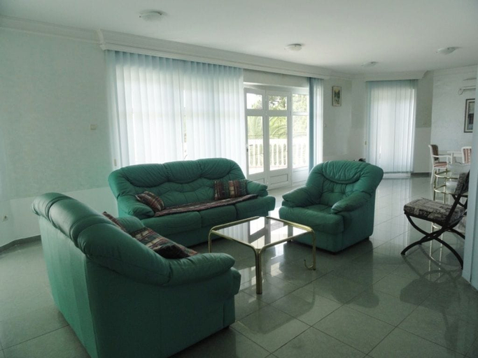 Others 5, Petrovac Villa With Pool