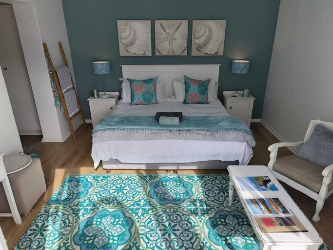Bedroom 3, African Breeze Guest House, Eden