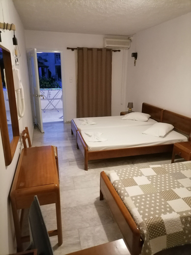 Bedroom 2, Katerina Apartments, South Aegean