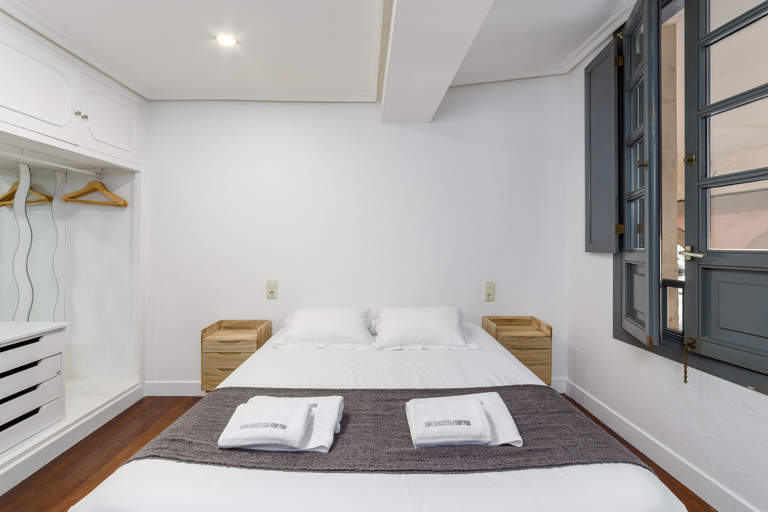 Bedroom 3, SanSebastianForYou Consti Apartment, Guipúzcoa