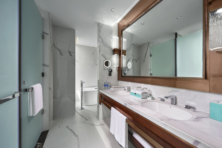 Bathroom 5, Yuanchang Grand Harbourview Hotel, Quanzhou