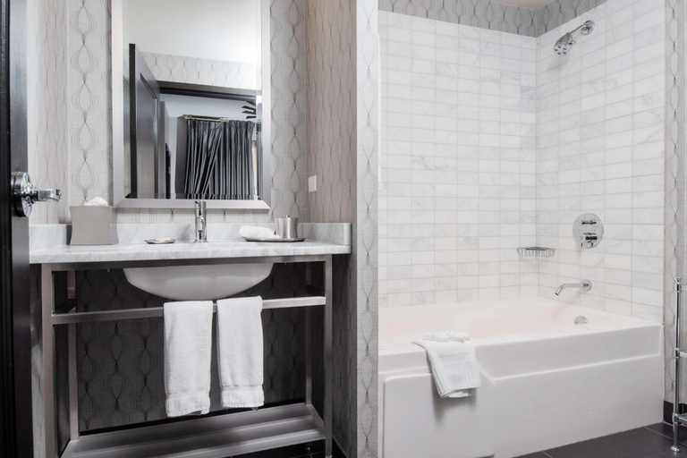 Bathroom 7
