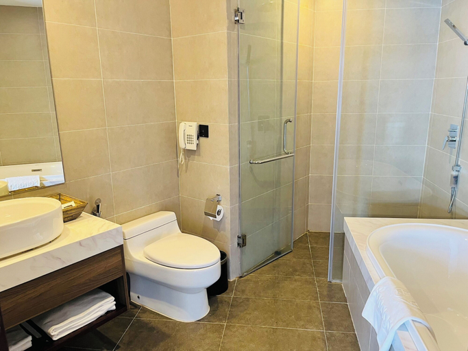 Bathroom 5, Tuana Hotels Sonaga Beach Resort, Phú Quốc