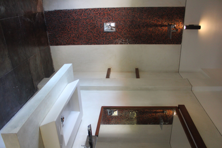 Bathroom, Skinny Beach House, Habaraduwa