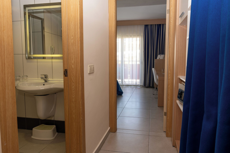 Bathroom 5, AQI Pegasos World - All inclusive, Manavgat