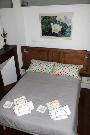 Bedroom 4, Chambres d'Hôtes l'Enclos des Jacobins, Ariège