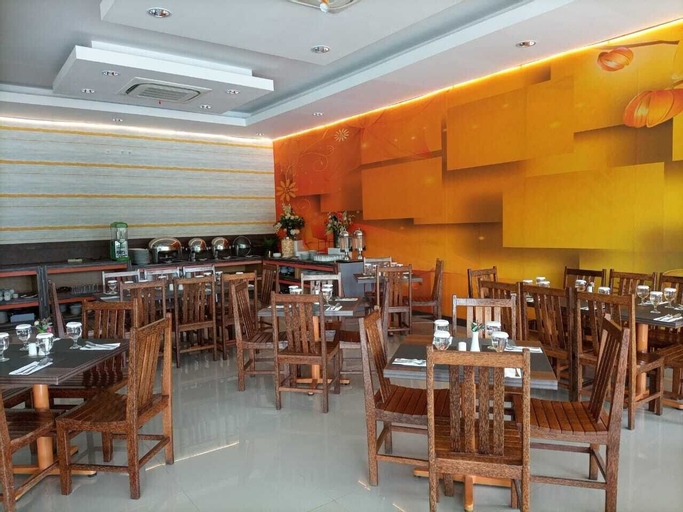 Food & Drinks 5, New D Dhave Hotel Syariah, Padang
