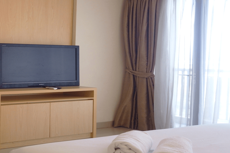 Bedroom 2, Strategic Studio Apartment at Beverly Dago with Mountain View By Travelio, Bandung
