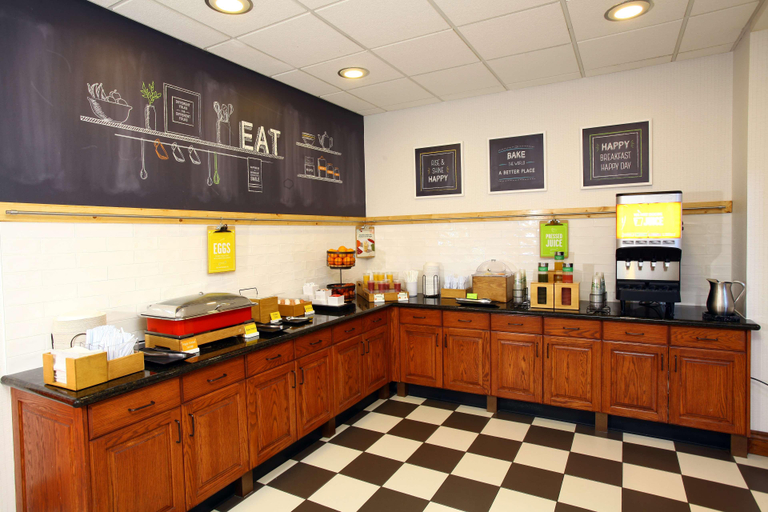 Food & Drinks 5, Hampton Inn & Suites Boise/Nampa at the Idaho Cent, Canyon