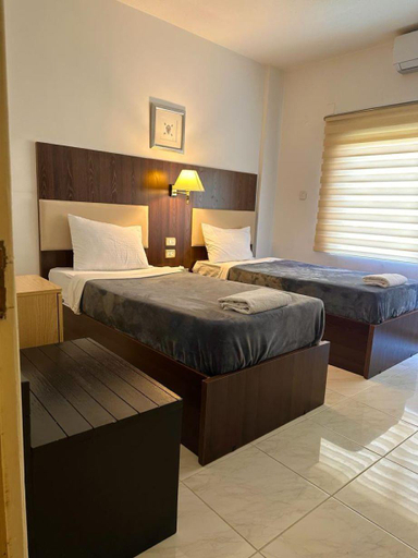 Bedroom, town check-in, Wadi Musa