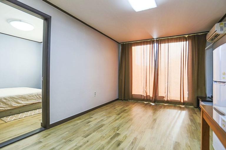 Bedroom 2, Kyung-po Stone Valley, Gangneung