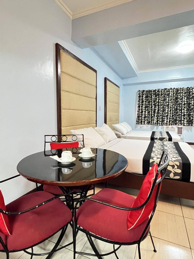 Dining Room 8