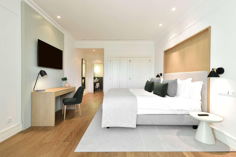 Bedroom 13