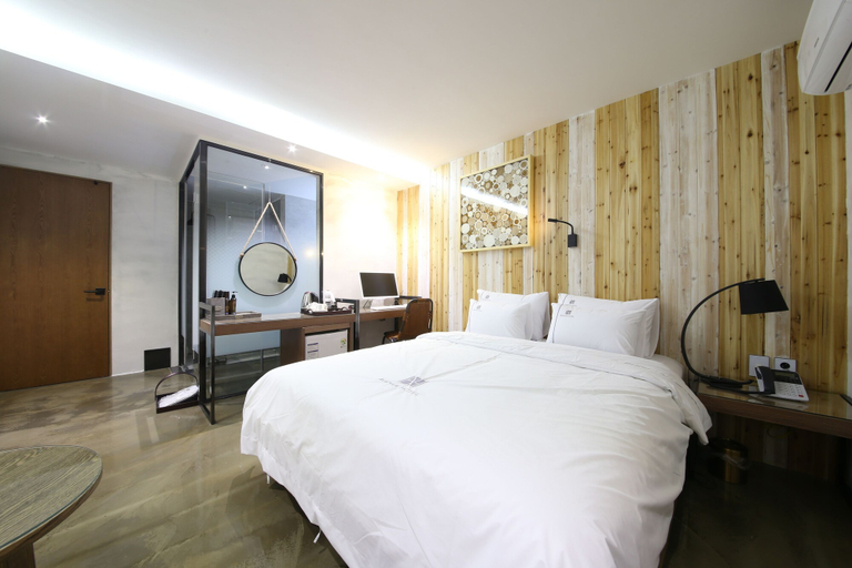 Bedroom 2, Avenue Hotel, Jeonju