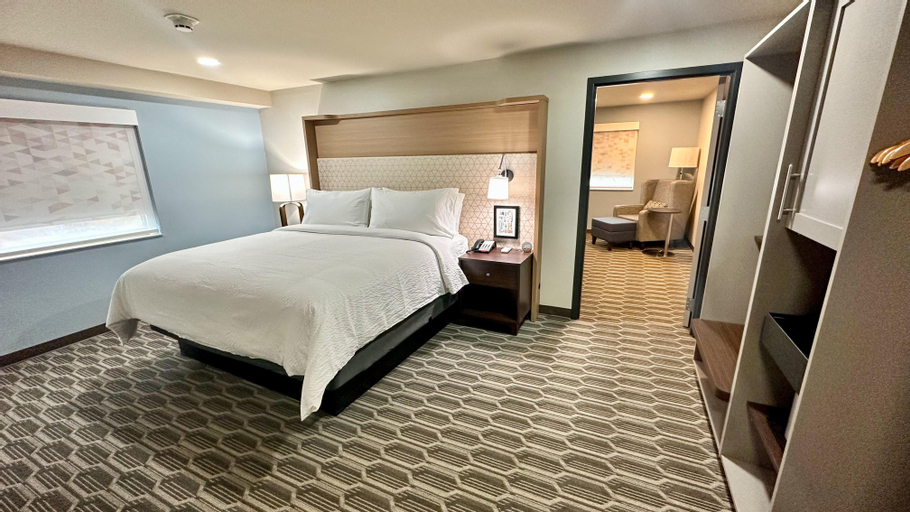 Bedroom 14