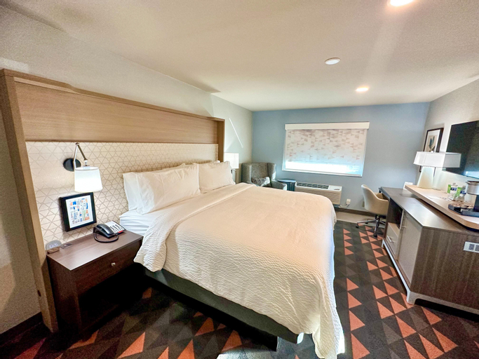 Bedroom 15