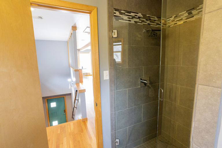 Bathroom 3, Stardust Retreat, Coleman