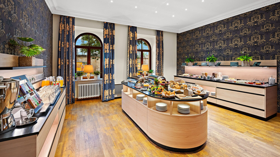 Food & Drinks 5, Hotel Bayerischer Hof Dresden, Dresden