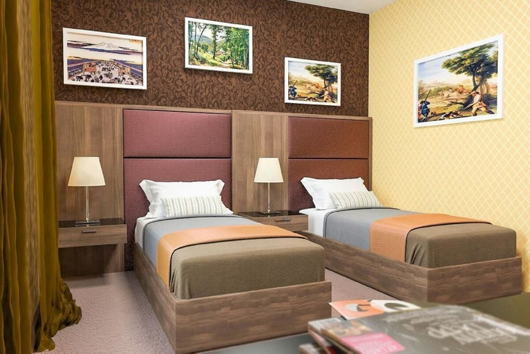 Bedroom 2, Golden Time, Baku