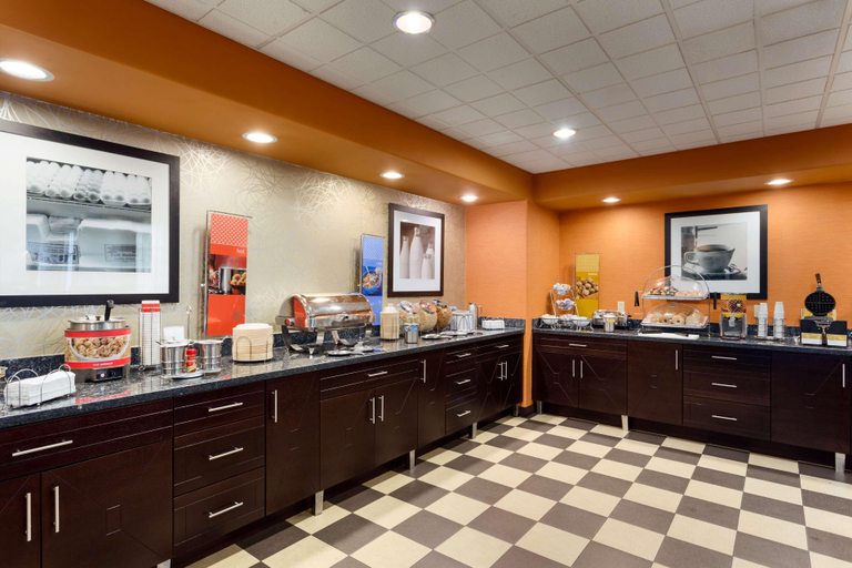 Food & Drinks 5, Hampton Inn & Suites Pharr, Hidalgo