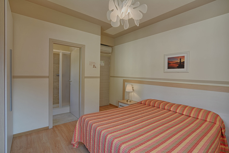 Bedroom 3, Hotel Europa, Como
