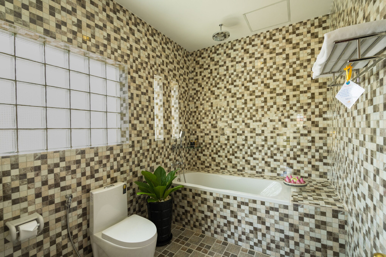 Bathroom 4, Beyond Yangon Boutique Inn, Siem Reap