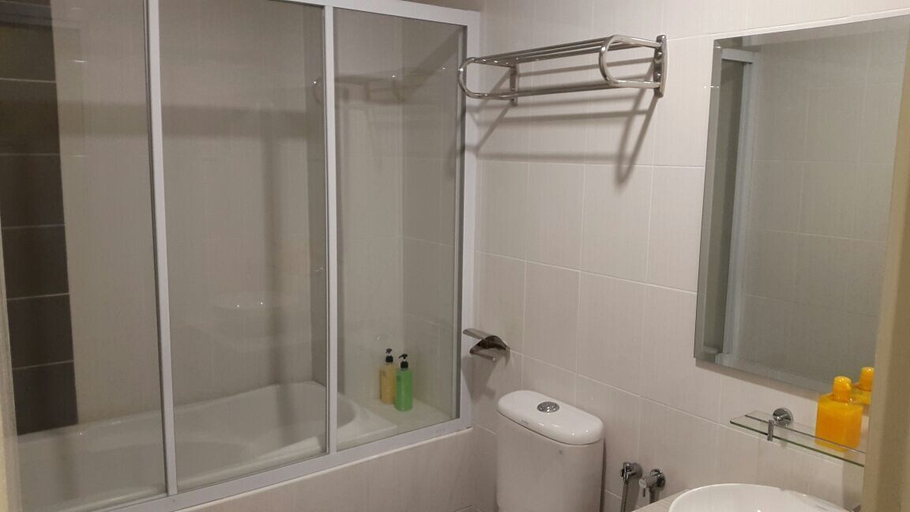 Bathroom 4, Marina Island Apartment, Manjung
