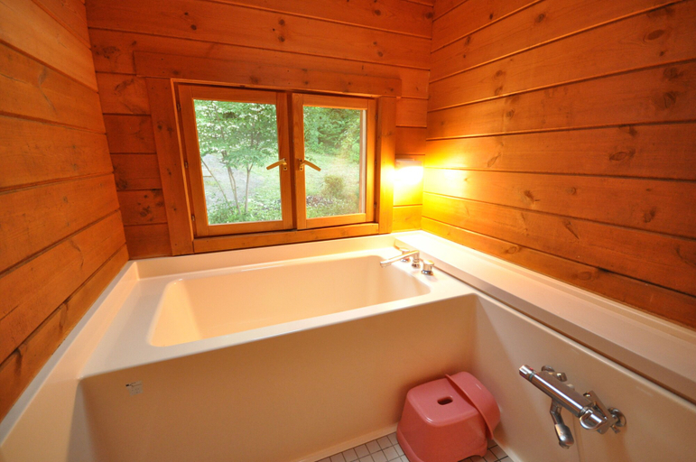 Bathroom 4, OKAYAMA HIRUZEN villas Peter Pan, Maniwa