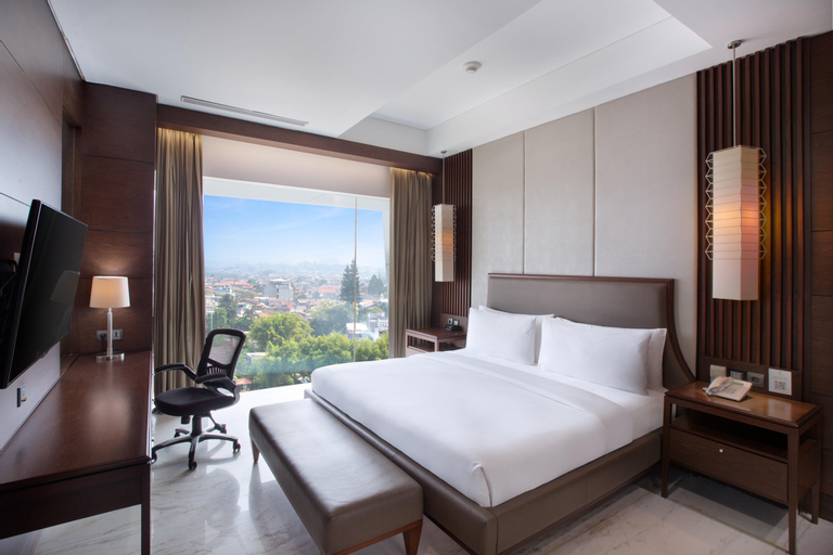 Bedroom 28