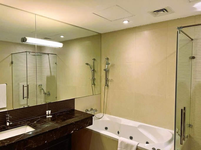 Bathroom 4, Butterfly Residence, Manama