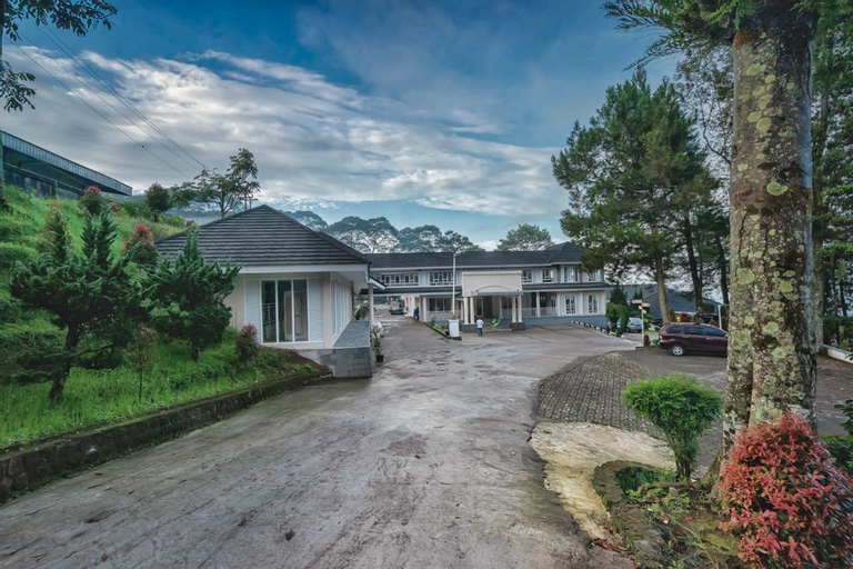 Resort Agrowisata Perkebunan Tambi by ZUZU, Wonosobo