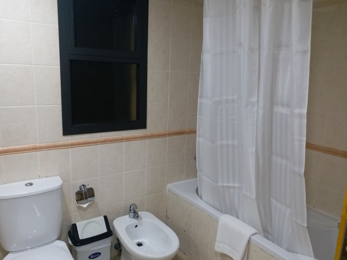 Bathroom 4, Taj Plaza Hotel, Manama